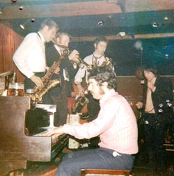 Kensington Pub band
